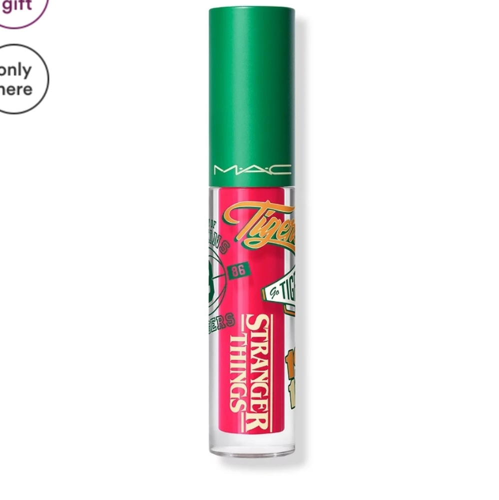 M·A·C X STRANGER THINGS LIPGLASS: EXCELLENT ERICA